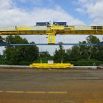 Inżynier geodeta na placu budowy – {kiedy jego pomoc jest niezbędna